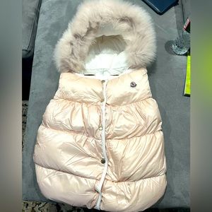 Moncler pink fur-lined, down- filled baby sack / bunting